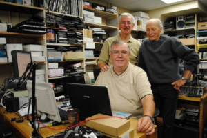 Pierre St-Aubin, Jacques Laliberté (assis) et Octave Allard (photo courtoisie Oriane Wion, Les Versants)